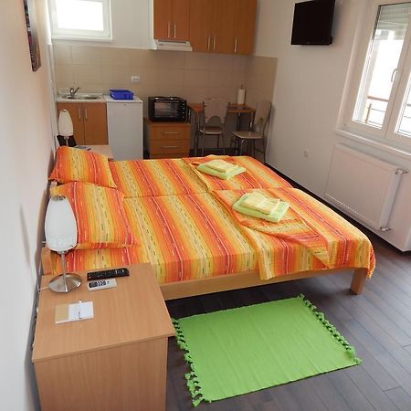 Apartments Center Kg ครากูเยวัตส์ ห้อง รูปภาพ