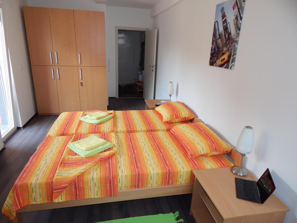Apartments Center Kg ครากูเยวัตส์ ห้อง รูปภาพ